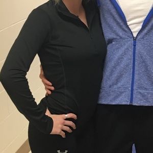 Tight fitted pullover